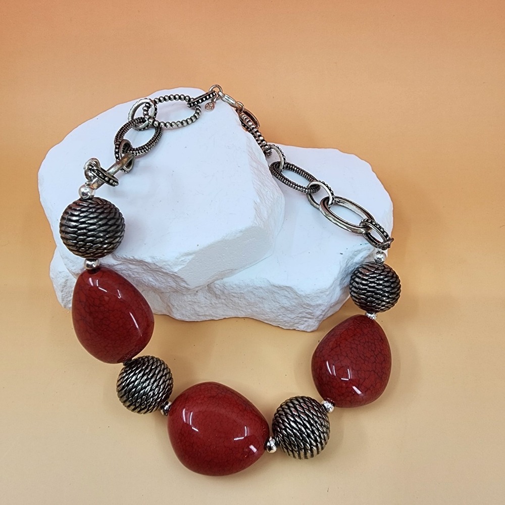 Chunky Red Crackle Bead Silver Tone Textured Sphere Link Statement Necklace
